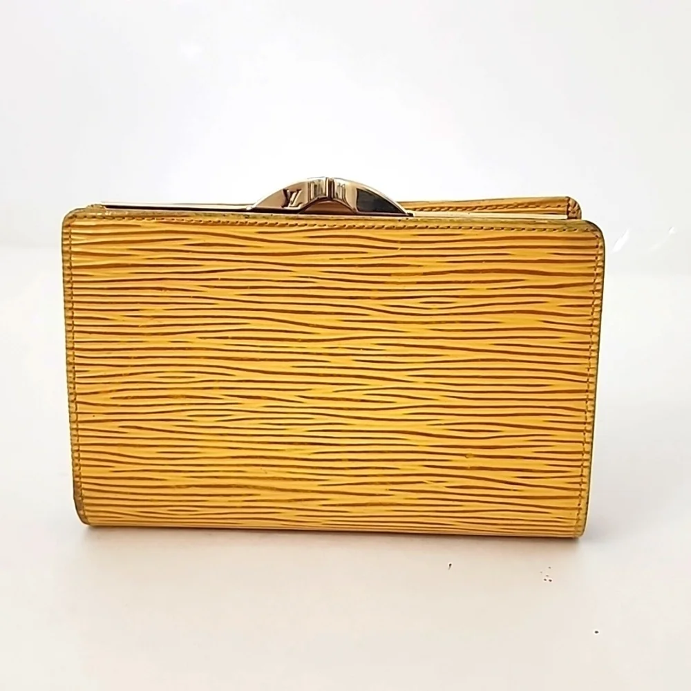 Louis Vuitton Yellow Epi Leather Kiss Lock Bifold Wallet